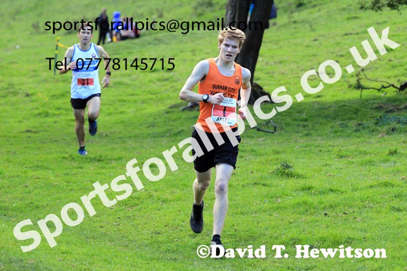 Mens Masters and Mens Under-20s, 2022 NECAA Cross Country Relays, Thornley Hall Farm, Peterlee, County Durham, October 15th. Photo: David T. Hewitson/Sports for All Pics